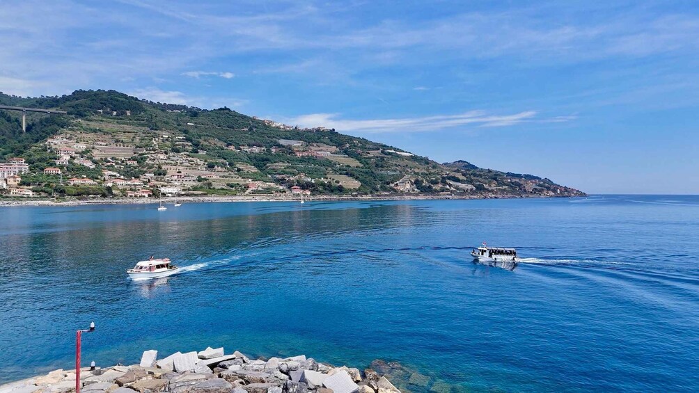 Picture 4 for Activity SANTO STEFANO AL MARE: 2-HOUR BOAT DAY TRIP 4