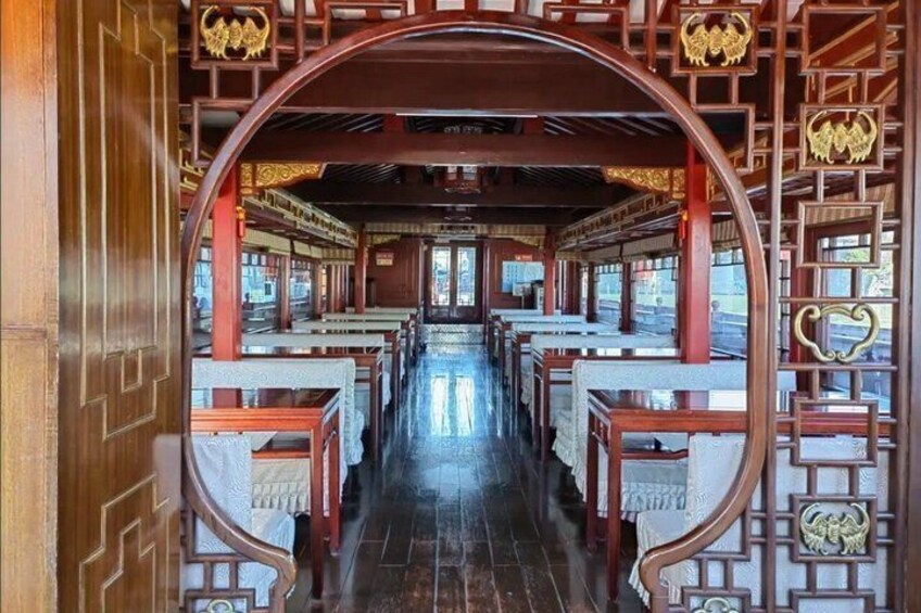 Nanjing Outer Qinhuai River Cruise 3