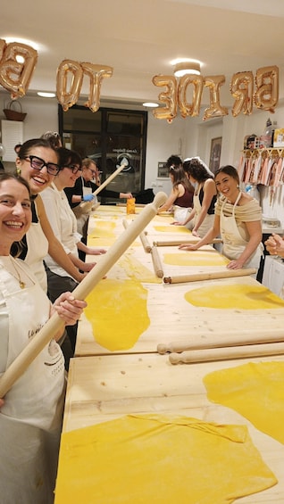 Bologna: Tortellini Cooking Class with Aperitivo 1