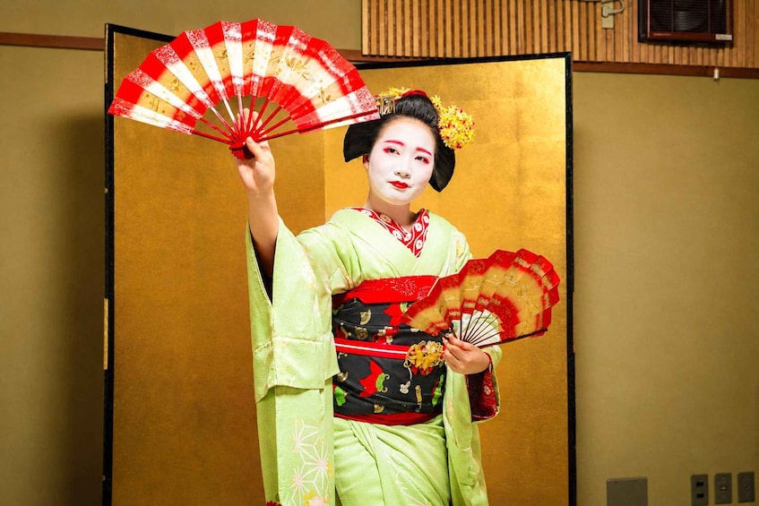 Kyoto: Meet the Geisha with Performance, Photos & Q&A 1