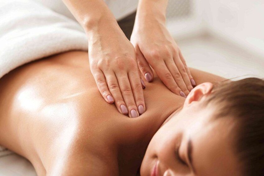 Classic Full-Body Swedish Massage 1