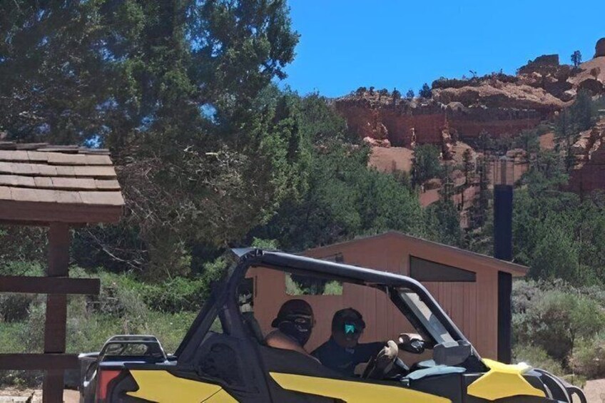 Guided UTV Tour of Casto Canyon Near Bryce Canyon 3