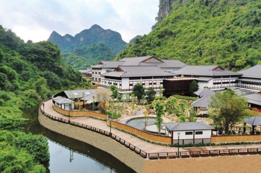 Ha Long Onsen and Dragon Pearl Cave Day Trip from Hanoi 1