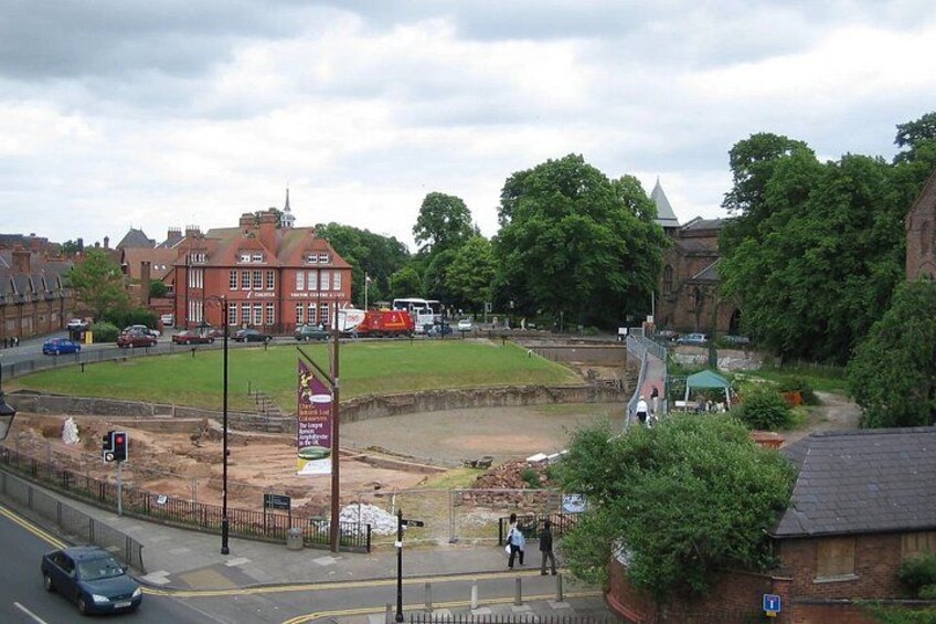 Chester Self-Guided Walking Tour: Landmarks with Audio & Quiz 4