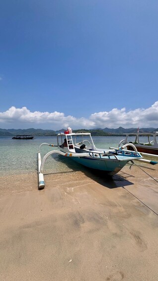 Picture 20 for Activity Lombok: Secret Islands Snorkeling Trip with weaving craft 2