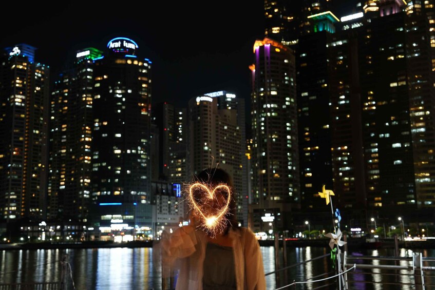Picture 4 for Activity Busan night yacht tour with local food & romantic city views 4