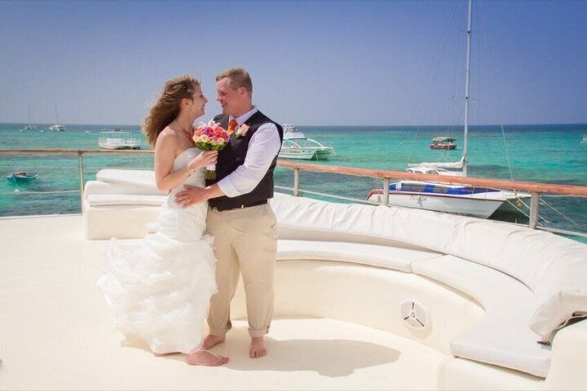 Private Boat in Punta Cana for Weddings Birthdays and Events 2