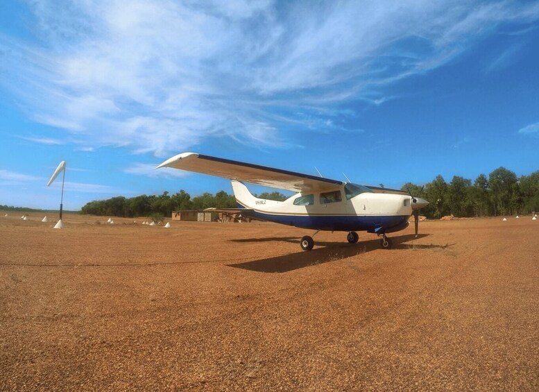 Picture 3 for Activity Perth: Wave Rock Scenic Flight and Half-Day Ground Tour 2