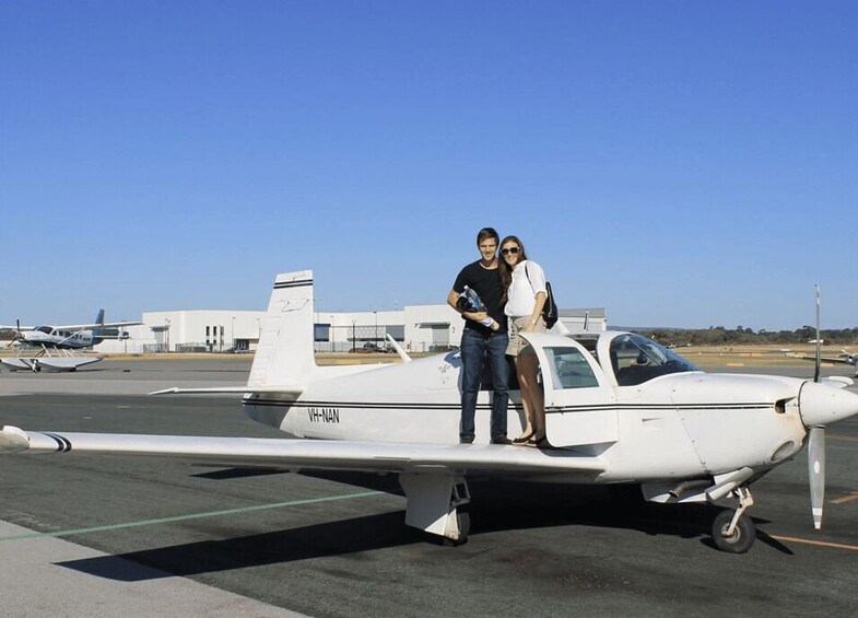 Perth: Wave Rock Scenic Flight and Half-Day Ground Tour 1