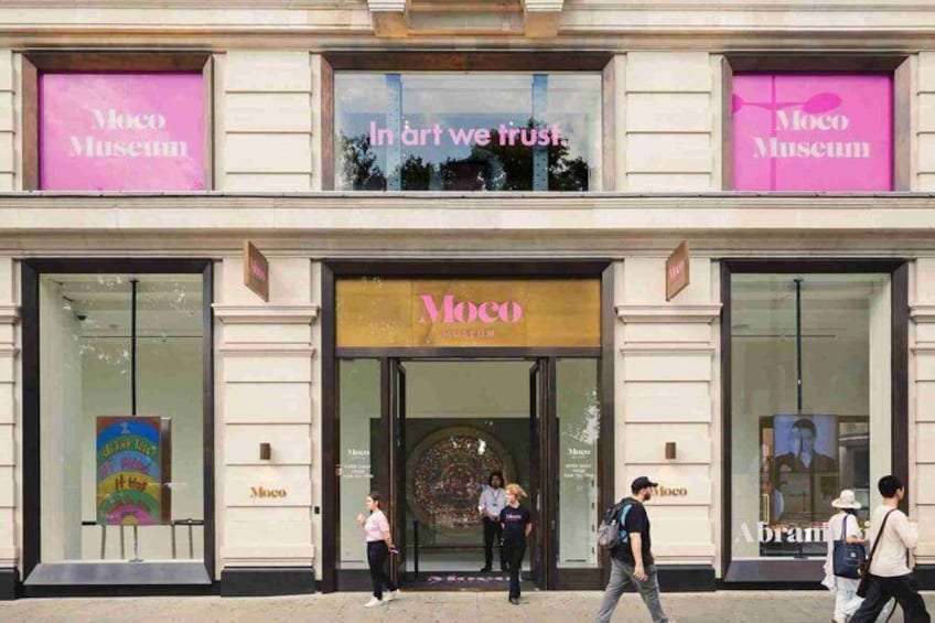 London Moco Museum Ticket with Audio Guide & City Audio Tour 4