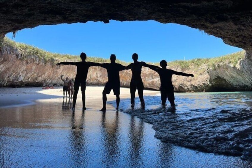 Guaranteed Hidden Beach • Private Tour • Punta Mita 1