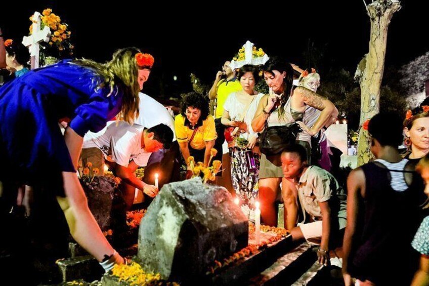 Day of the Dead in Huatulco: Mexico's most vibrant tradition. 3