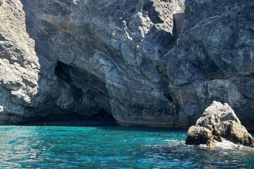 Discover the Amalfi Coast : All - Inclusive Full-Day Experience 1