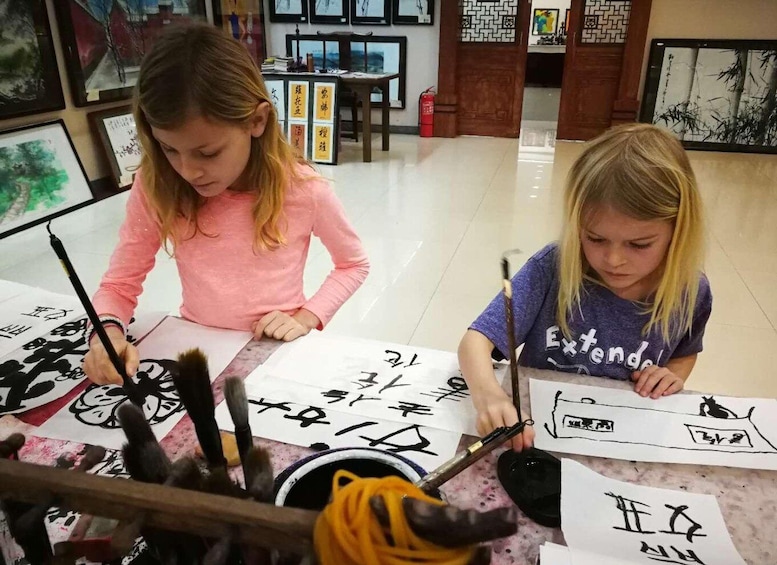 Xi'an: Calligraphy Class & Hand-Written Silk Fan 1