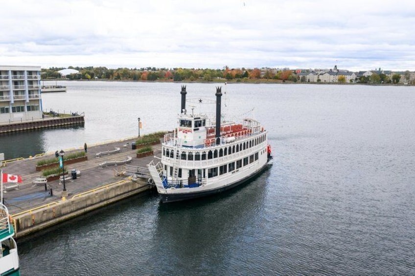 3 Day Eastern Canada Tour Toronto Montreal Quebec and Ottawa 3