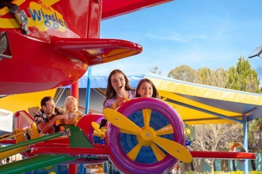 Dreamworld Gold Coast Ticket with Optional SkyPoint Observation 1