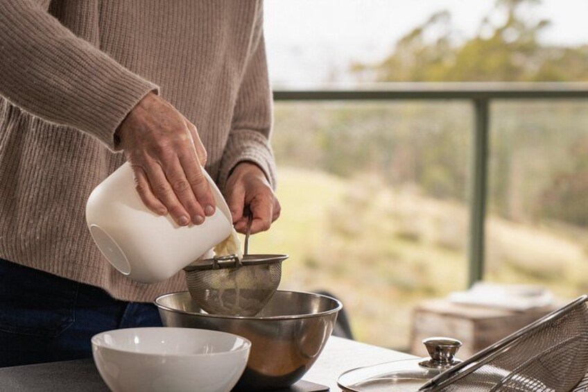 Birchs Bay Cheese Making Experience - Private 4