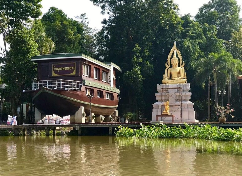 Picture 10 for Activity From Pattaya: Chachoengsao Temples Tour with River Cruise 2