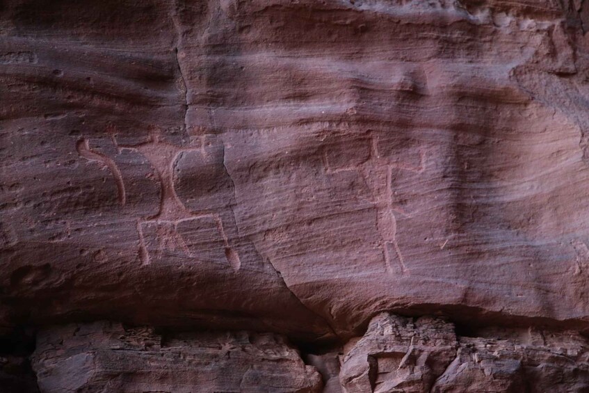 Wadi Rum: Jeep Tour, Hiking & Sleeping Under the Stars 1