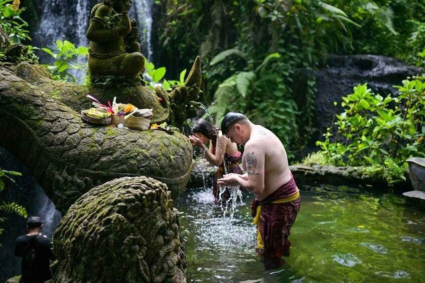 Picture 1 for Activity Bali: Taman Beji Griya, Taman Ayun & Monkey Forest Tour 5