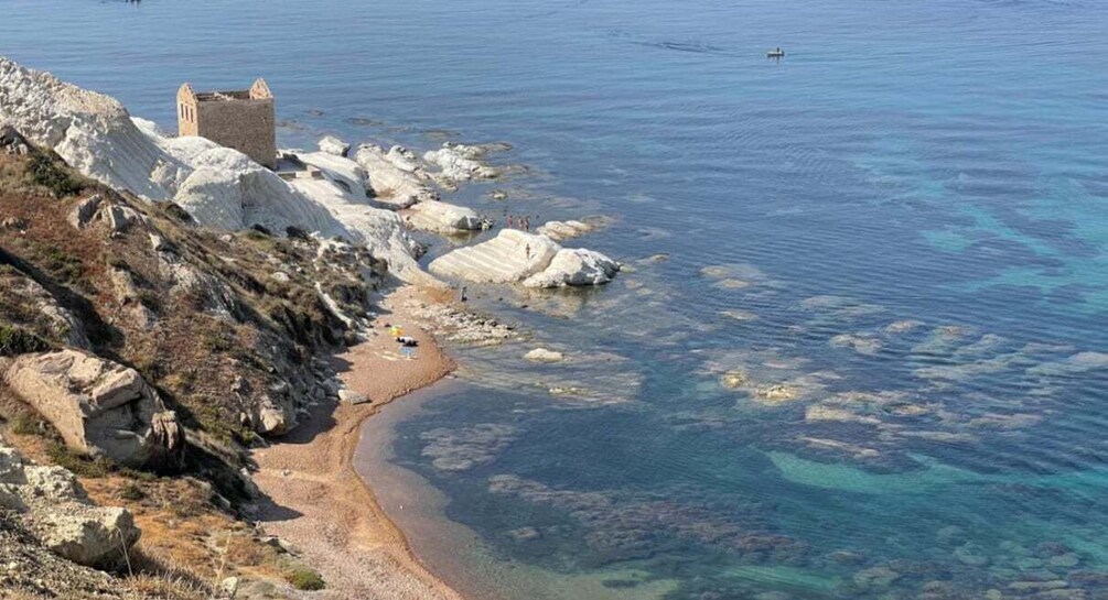 Southern Sicily Wild Beaches & White Cliffs Expedition 1
