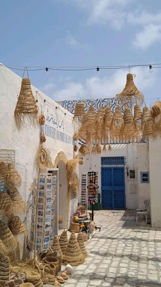 Djerba: Private 2-Day 4x4 Tour through the Dahar Mountains 1