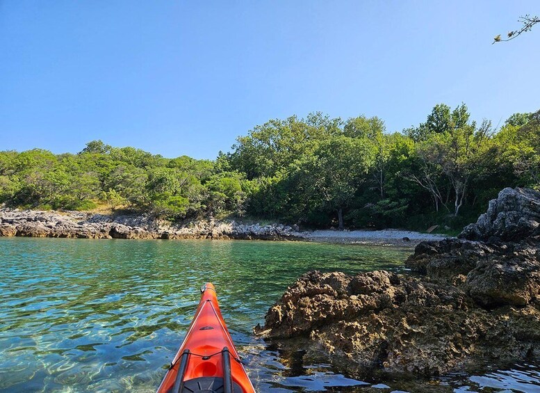 Krk Island: Čavlena bay guided Kayak tour with snorkeling 2