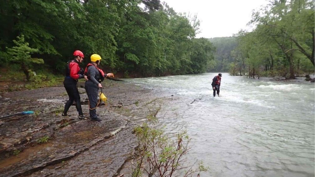 Picture 3 for Activity Texas: Whitewater Kayaking Class on the San Marcos River 5