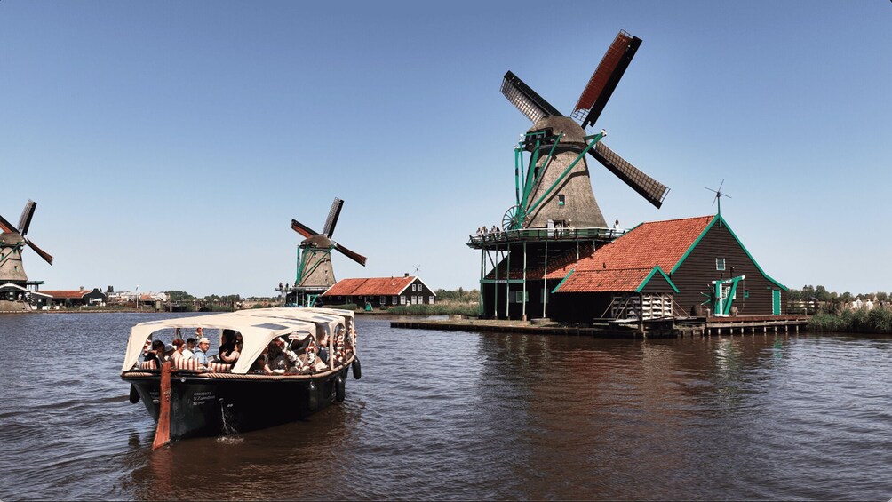 Picture 8 for Activity Zaanse Schans: Windmills Boat Tour with Live Guide 4
