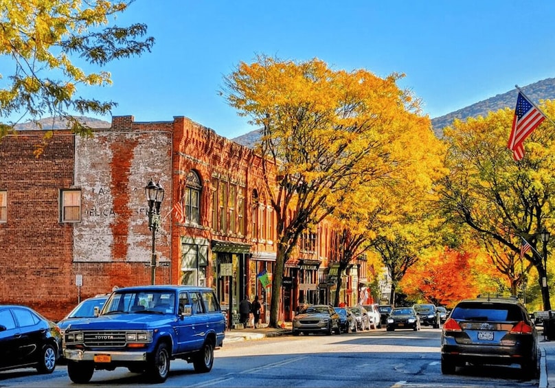 Gourmet Beacon: Food and History Walking Tour 1