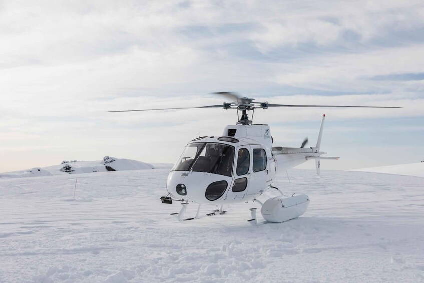 Picture 3 for Activity Wānaka: Scenic Flight Experience with Snow Landing 5