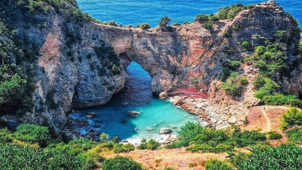 Picture 7 for Activity Gazipaşa Delik Deniz King’s Bay & Syedra Castle City Tour 1
