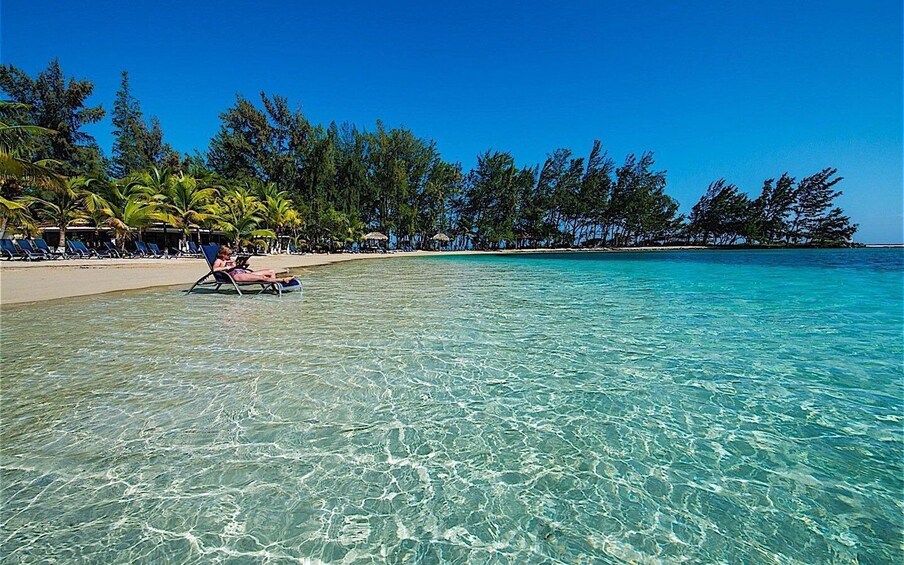 Picture 2 for Activity Roatán: Beach Break with Transportation 5