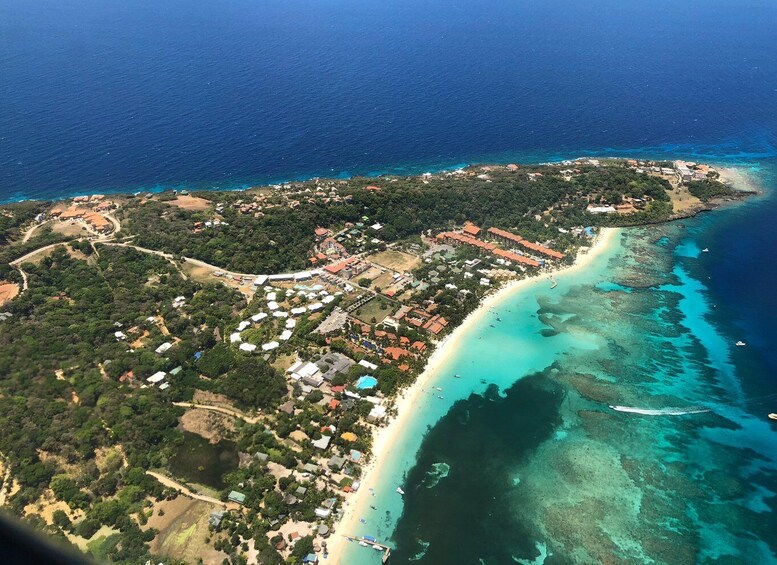Roatán: Beach Break with Transportation 1