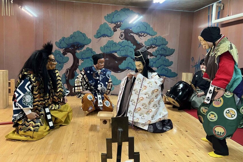 Picture 3 for Activity Kawagoe: Traditional Kagura Show & Cultural Experience 4