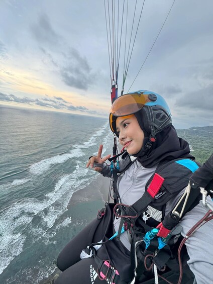 Picture 2 for Activity Bali Paragliding Experience at Pandawa Beach With Instructor 5