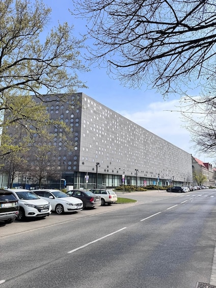 Picture 4 for Activity Wroclaw: Architecture Running Tour with Architect 3