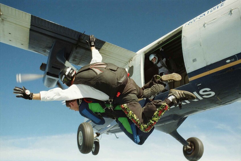 Tandem Skydive with Instructor near Tallinn 1