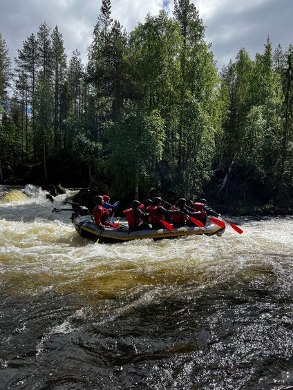 Picture 4 for Activity Kuusamo: Kitkajoki River Wild Rapids Rafting Adventure 5