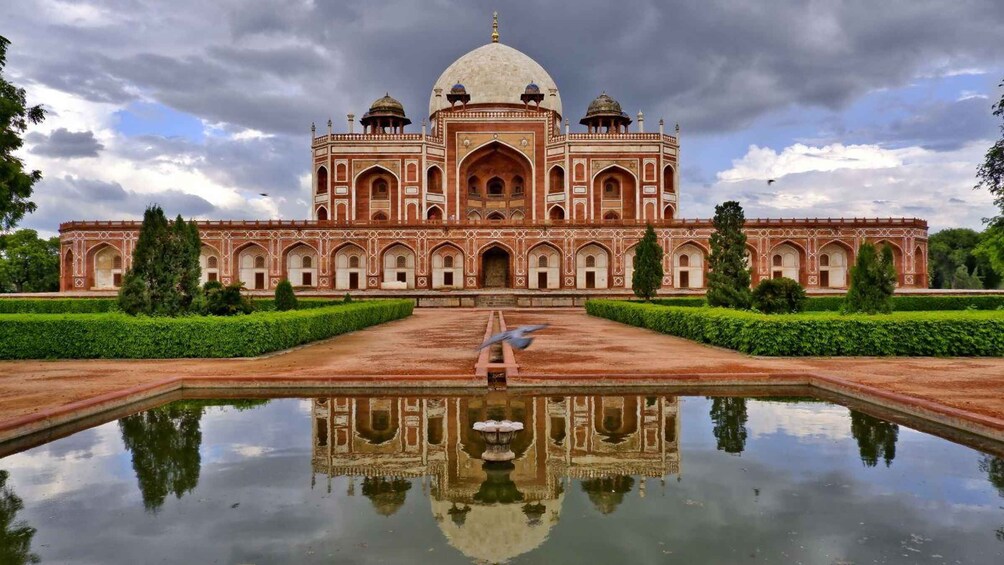 Delhi: Customizable City Tour 1