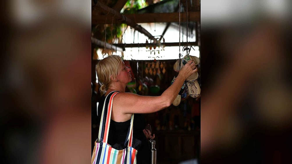 Picture 1 for Activity Puerto Viejo: Bribri Indigenous Culture & Cacao Workshop 4