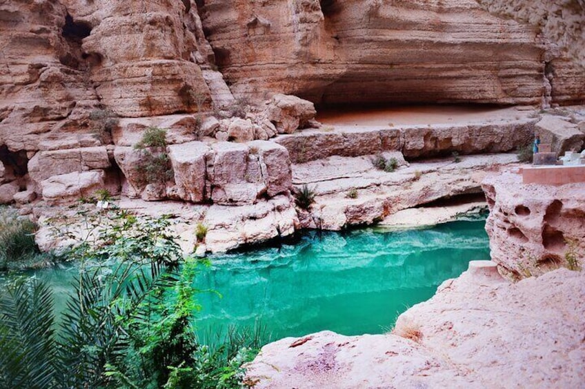 Muscat to Wadi Shab and Bimmah Sinkhole Day Tour 1