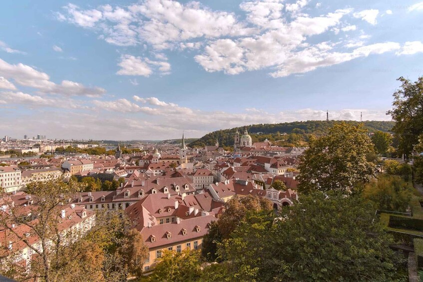 Picture 3 for Activity ‏4x4 Adventure: Outdoor BBQ, Games & Cinema in Brașov 2