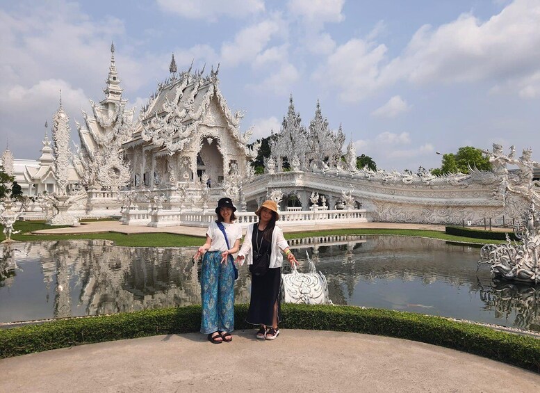 Chiang Rai: White & Blue Temples, Waterfall & Bamboo Cooking 1