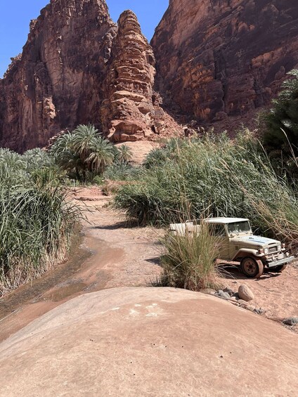 Picture 9 for Activity Tabuk: Al Disah Valley & Alshaq Grand Canyon Tour with Lunch 3