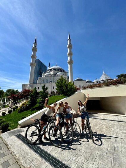 Tirana: Guided Bike Tour and then Pub Crawl 1