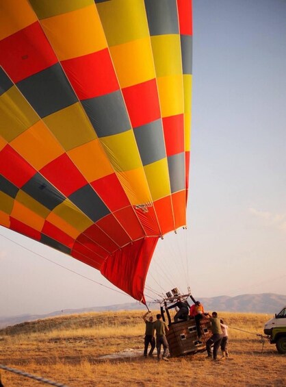 Picture 3 for Activity Sunrise Pamukkale Hot Air Balloon Ride Exprience 4