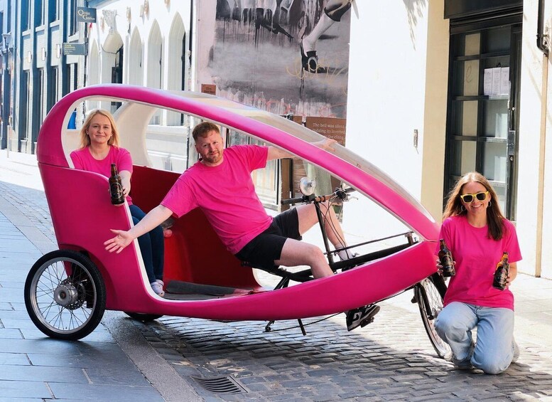 Belfast: Wee TukTuk Tours Party bike for 2 guests (BYOB) 1