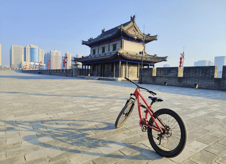 Xi'an: Biking Tour and Calligraphy Experience 5
