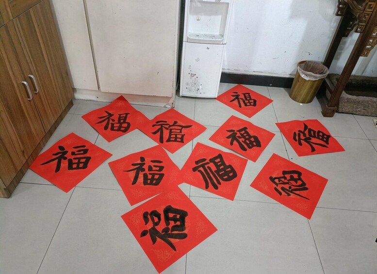 Picture 4 for Activity Xi'an: Biking Tour and Calligraphy Experience 2